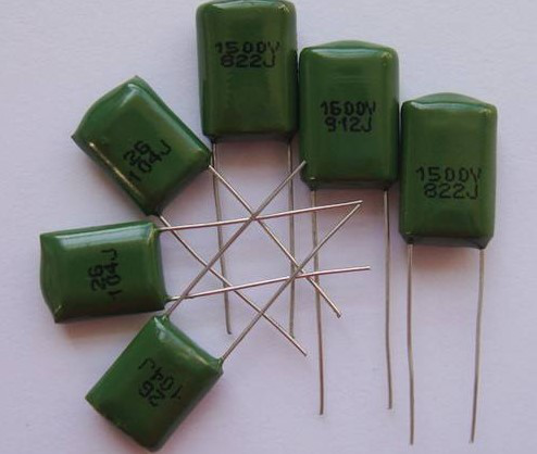 电容器起什么作用?电容器在电路板中的作用? 电容器起什么作用?电容器在电路板中的作用?