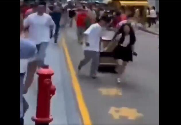 深圳电子元器件采购集中地华强北赛格大厦出现地震