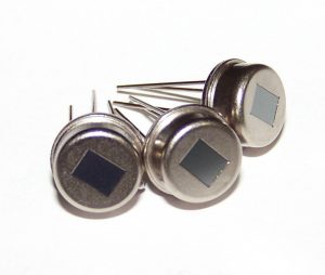 购买红外传感器,首先要了解其型号 购买红外传感器,首先要了解其型号