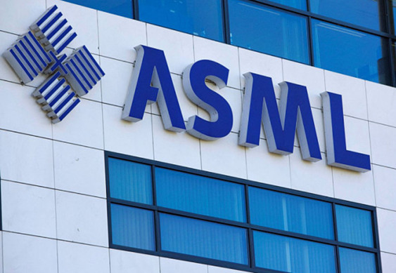 ASML预计到2023年芯片产能仍将严重短缺