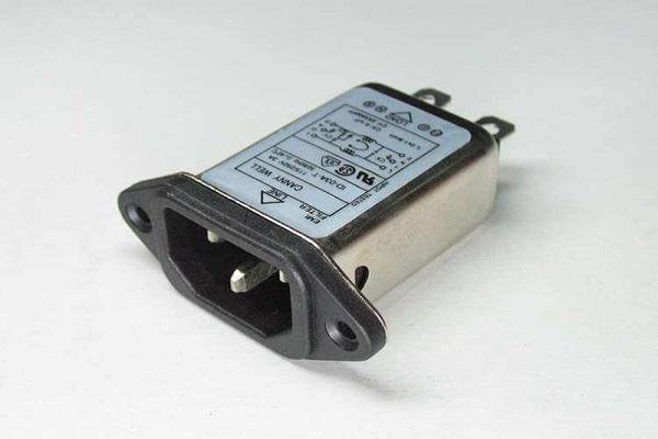 滤波器的主要功能和作用有那些 滤波器的主要功能和作用有那些