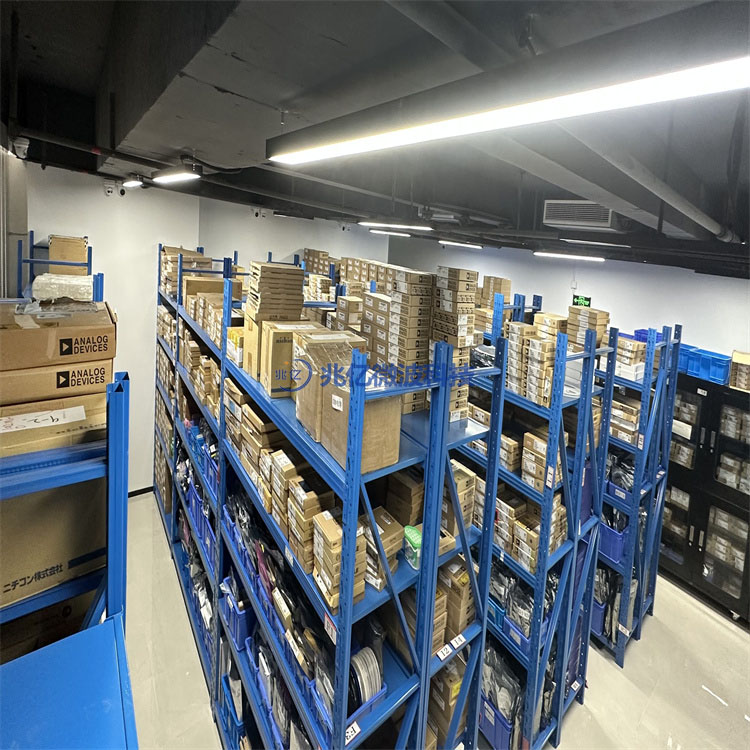 TGL4201-00   0 dB宽带固定衰减器