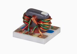 SBTC-2-25+  2路芯线功率分配器，1000-2500 MHz，50Ω