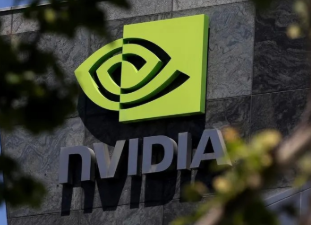 芯片之王再破顶！英伟达被喊出6万亿美元市值天价