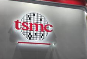 台积电加速美国扩张:2025年AI芯片需求激增,亚利桑那州工厂提前量产 台积电加速美国扩张:2025年AI芯片需求激增,亚利桑那州工厂提前量产