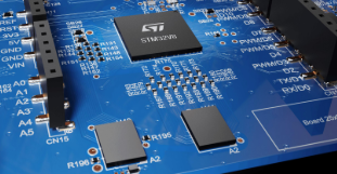 ST意法半导体新推出18nm高性能微控制器